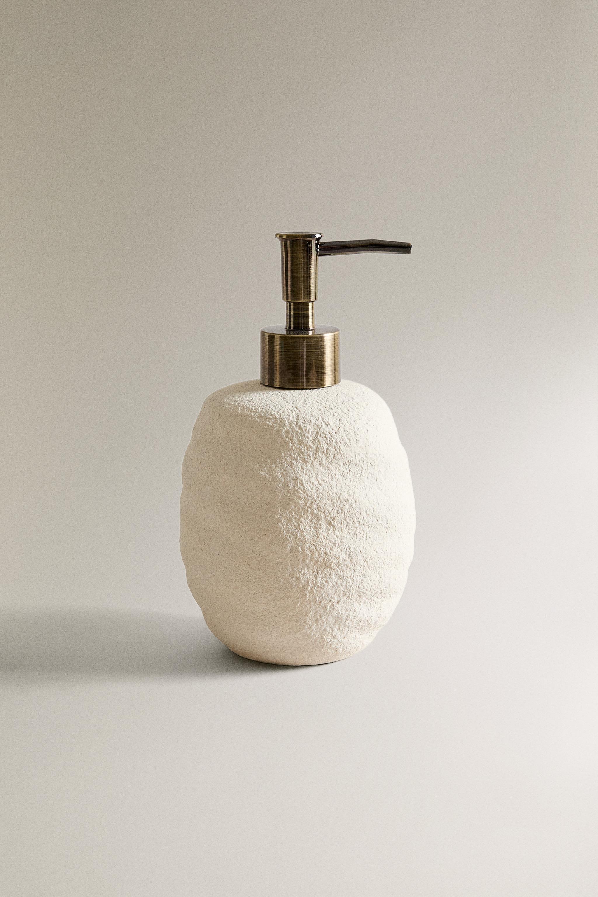 DISTRIBUTEUR DE SAVON EN CÉRAMIQUE TEXTURÉE
